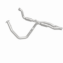 Load image into Gallery viewer, MagnaFlow 2012 Ram 1500 Tradesman HD V8 5.7L OEM Underbody Direct-Fit Catalytic Converter
