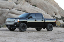 Load image into Gallery viewer, Fabtech 07-18 GM K1500 w/OE Forged UCA 3.5in Budget UCA System w/Rear Perf. Shocks
