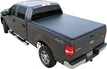 Load image into Gallery viewer, Truxedo 99-07 Ford F-250/F-350/F-450 Super Duty 6ft 6in TruXport Bed Cover
