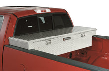 Load image into Gallery viewer, Lund 82-05 Chevy S10 (Long Bed) Ultima Single Lid Crossover Tool Box - Brite
