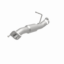 Load image into Gallery viewer, Magnaflow Conv DF 2001-2006 Chevrolet Silverado 3500
