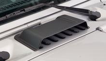Load image into Gallery viewer, Bushwacker 98-18 Jeep Wrangler Trail Armor Hood Scoop (Textured Tpo) - Black
