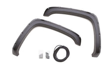 Load image into Gallery viewer, Lund 99-07 Chevy Silverado 1500 RX-Rivet Style Smooth Elite Series Fender Flares - Black (2 Pc.)
