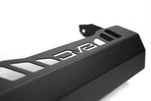 Load image into Gallery viewer, DV8 Offroad 18-23 Jeep Wrangler JL/JT Front Bumper Sway-Bar Disconnect Motor Skid Plate
