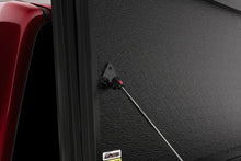 Load image into Gallery viewer, UnderCover 05-17 Suzuki Equator (w/o Utili-Track System) 6ft Flex Bed Cover
