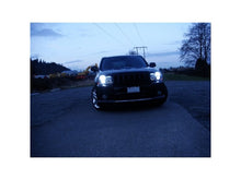 Load image into Gallery viewer, Spyder Jeep Grand Cherokee 05-07 Projector Headlights LED Halo LED Blk Low 9006 PRO-YD-JGC05-HL-BK
