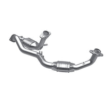Load image into Gallery viewer, MagnaFlow Conv DF 96-99 Ford Taurus3.0L 50S
