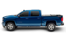 Load image into Gallery viewer, UnderCover 04-06 GMC Sierra 1500 5.8ft Flex Bed Cover
