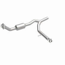 Load image into Gallery viewer, MagnaFlow Conv DF 07-08 Ford F-150 Pickup 5.4L P/S / 12/06-08 Lincoln Truck Mark LT 5.4L P/S
