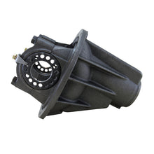 Load image into Gallery viewer, Yukon Gear 8in Toyota Dropout Case / All New / Incl. Adjusters
