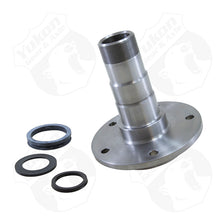 Load image into Gallery viewer, Yukon Gear Replacement Front Spindle For Dana 60 / 92-98 Ford F350
