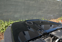 Load image into Gallery viewer, DV8 Offroad 07-18 Jeep Wrangler JK Rubicon 10th Anniversary Replica Hood
