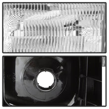 Load image into Gallery viewer, xTune 94-01 Dodge Ram 1500 (Excl Sport) OEM Style Headlight w/Corner - OEM Right (HD-JH-DR94-OE-R)
