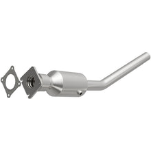 Load image into Gallery viewer, MagnaFlow Conv DF STRATUS- 01-05 2.4L OEM
