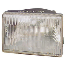 Load image into Gallery viewer, Omix Right Headlight 93-98 Jeep Grand Cherokee (ZJ)

