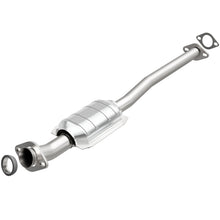 Load image into Gallery viewer, MagnaFlow Conv Direct Fit Chevrolet-Geo 2001

