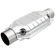 Load image into Gallery viewer, MagnaFlow Conv Univ 3 Dual O2 Boss
