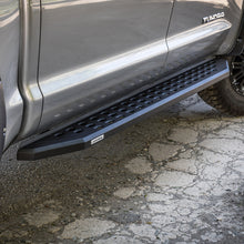 Load image into Gallery viewer, Go Rhino 2022 Toyota Tundra Crew Max 4dr RB20 Kit w/RB20 Running Board + Brkts - Tex. Blk
