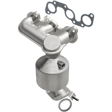 Load image into Gallery viewer, Magnaflow Conv DF 97-00 Toyota Camry 3.0L
