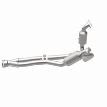 Load image into Gallery viewer, Magnaflow Conv DF 2015-2017 Transit-150 V6 3.5 OEM Underbody
