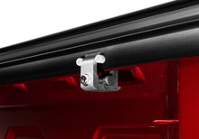 Load image into Gallery viewer, Retrax 19-22 GM Silverado / Sierra 1500 5ft. 8in. Bed RetraxONE MX
