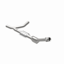 Load image into Gallery viewer, MagnaFlow Conv DF 00-04 Ford E150 4.6L Passenger Side
