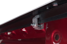 Load image into Gallery viewer, Tonno Pro 17-19 Honda Ridgeline 5ft Fleetside Lo-Roll Tonneau Cover

