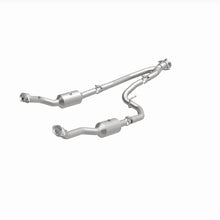 Load image into Gallery viewer, MagnaFlow 20-21 Ford Transit-150 Single Underbody V6 3.5L RWD Direct-Fit Catalytic Converter

