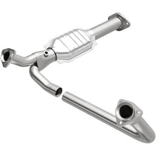 Load image into Gallery viewer, MagnaFlow Conv Direct Fit 1995 Chevrolet G10/G20/G30 4.3L/5.0L/5.7L
