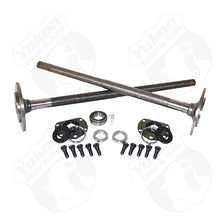 Load image into Gallery viewer, Yukon Gear One Piece Axles For 76-79 Model 20 CJ7 Quadratrack w/ Bearings and 29 Splines / Kit
