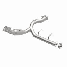 Load image into Gallery viewer, MagnaFlow Right Side Converter Direct Fit 15-17 Ford F-150 5.0L
