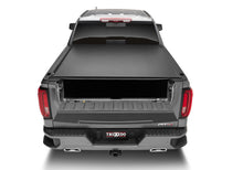 Load image into Gallery viewer, Truxedo 20-21 GM 1500 (New Body) w/ CarbonPro Bed 5ft 9in Lo Pro Bed Cover
