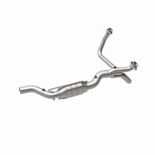Load image into Gallery viewer, MagnaFlow Conv DF 00-01 Dodge Ram 3500 Van
