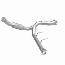 Load image into Gallery viewer, MagnaFlow Right Side Converter Direct Fit 15-17 Ford F-150 5.0L
