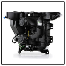 Load image into Gallery viewer, Spyder Signature 20-21 Ford F150 (Halogen Model) Proj. Headlights - Black (PRO-YD-FF15021HALSI-BK)
