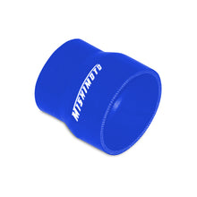 Load image into Gallery viewer, Mishimoto 2.25 to 2.5 Inch Blue Transition Coupler
