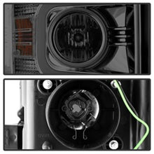 Load image into Gallery viewer, Spyder Chevy Silverado 14-16 2500 HD Projector Headlights Light Bar DRL Smke PRO-YD-CSHD14-LBDRL-SM
