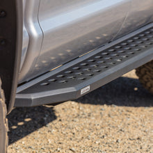 Load image into Gallery viewer, Go Rhino 2022 Toyota Tundra Crew Max 4dr RB20 Kit w/RB20 Running Board + Brkts - Tex. Blk
