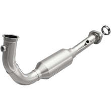 Load image into Gallery viewer, MagnaFlow Conv Direct Fit OEM 2004 Jeep Liberty Underbody
