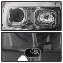 Load image into Gallery viewer, Spyder 99-04 Jeep Grand Cherokee Projector Headlights - Light Bar DRL LED - Chrome
