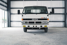 Load image into Gallery viewer, 1988 Isuzu Elf
