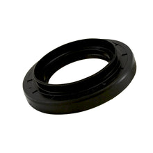 Load image into Gallery viewer, Yukon Gear 7.5in Reverse Tacoma &amp; Tundra Right Hand Stub Axle Side Seal

