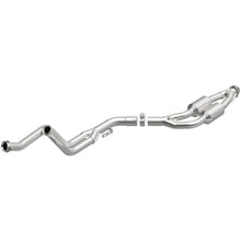 Load image into Gallery viewer, MagnaFlow Conv DF 94-97 MercedeS C280 2.8L
