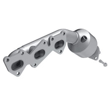 Load image into Gallery viewer, MagnaFlow Conv DF 2009 Kia Borrego 3.8L Passenger Side
