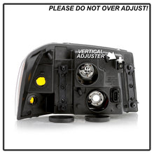 Load image into Gallery viewer, xTune 02-09 GMC Envoy OEM Style Headlights - Black (HD-JH-GEN02-AM-BK)
