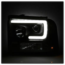 Load image into Gallery viewer, Spyder Ford F250/350/450 05-07 Projector Headlights - Light Bar DRL LED - Black PRO-YD-FS05V2-LB-BK
