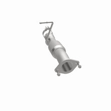 Load image into Gallery viewer, Magnaflow Conv DF 2001-2006 Chevrolet Silverado 3500
