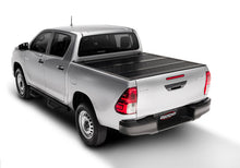 Load image into Gallery viewer, UnderCover 16-18 Toyota Tacoma 5ft Flex Bed Cover
