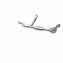 Load image into Gallery viewer, MagnaFlow Conv DF 99-00 Ford F-150 4.6L
