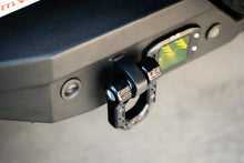 Load image into Gallery viewer, DV8 Offroad Elite Series D-Ring Shackles - Pair (Black)
